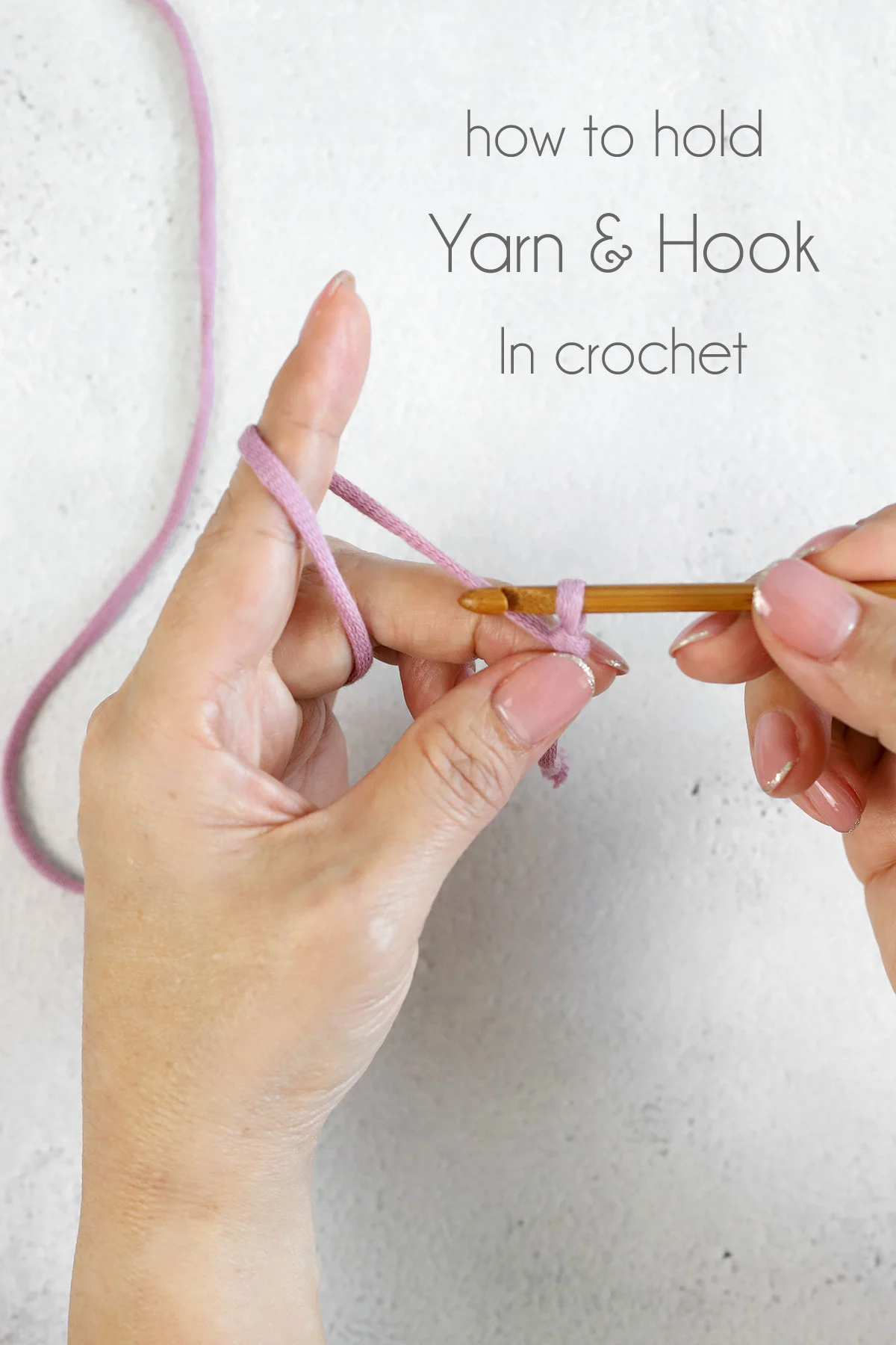 how to hold crochet yarn & crochet hook