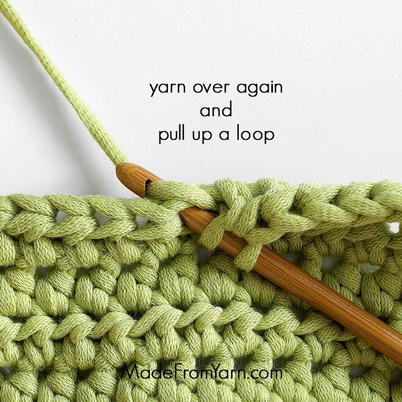 how to crochet hdc, step 3