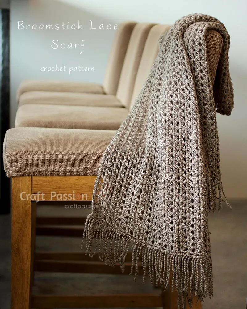Explore the beauty of broomstick lace with this free scarf pattern; it’s lightweight, breathable, and elegant!