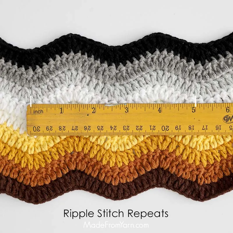 With its rhythmic peaks and valleys in Ripple Stitch, it creates dynamic wave-like patterns.
Its gauge is read as:
2 ripple repeat x 1 row = 5 in x 0.5 in